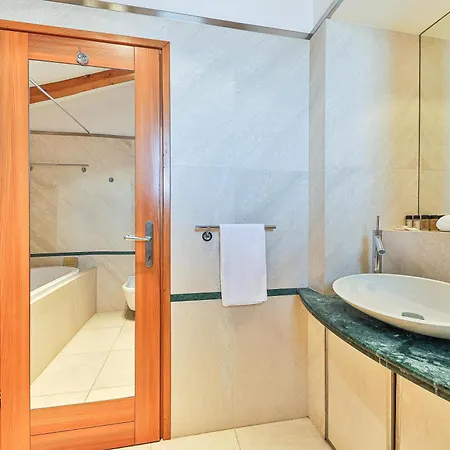 Augubio Penthouse شقة سبليت