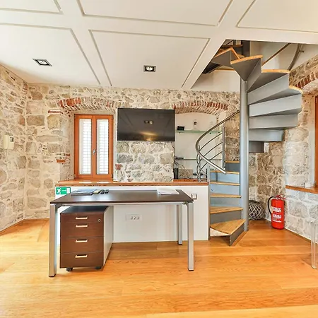 דירה Augubio Penthouse *