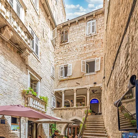 Apartament Augubio Penthouse *